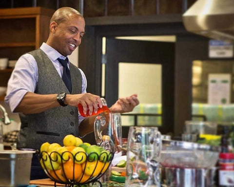 Join Carlton Chamblin for mixing and bartending classes, workshops and popups on how to use drinking vinegars in cooking recipes, mocktails, cocktails and more. Events have been held at local North Georgia businesses and the Northeast Georgia Foodbank